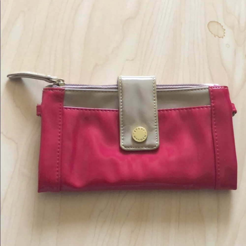 Steve Madden wallet